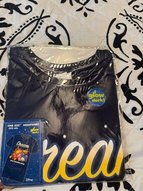 Glow-in-the-Dark 'Dream' Graphic Nightshirt - Navy & Yellow
